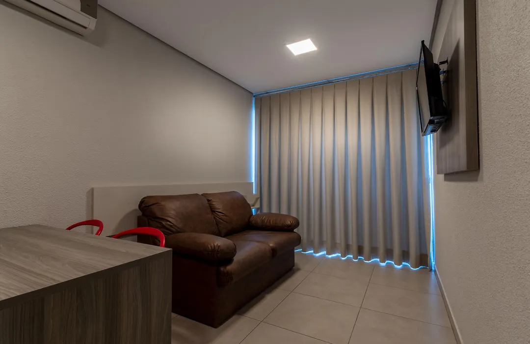 103 Hotel & Flats-1