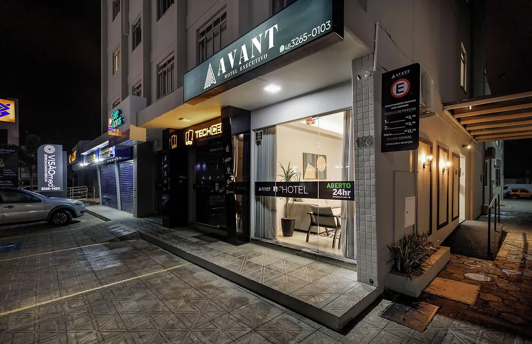 Avant Hotel - Centro da cidade - Melhor localização - 10min de Nova Trento-1