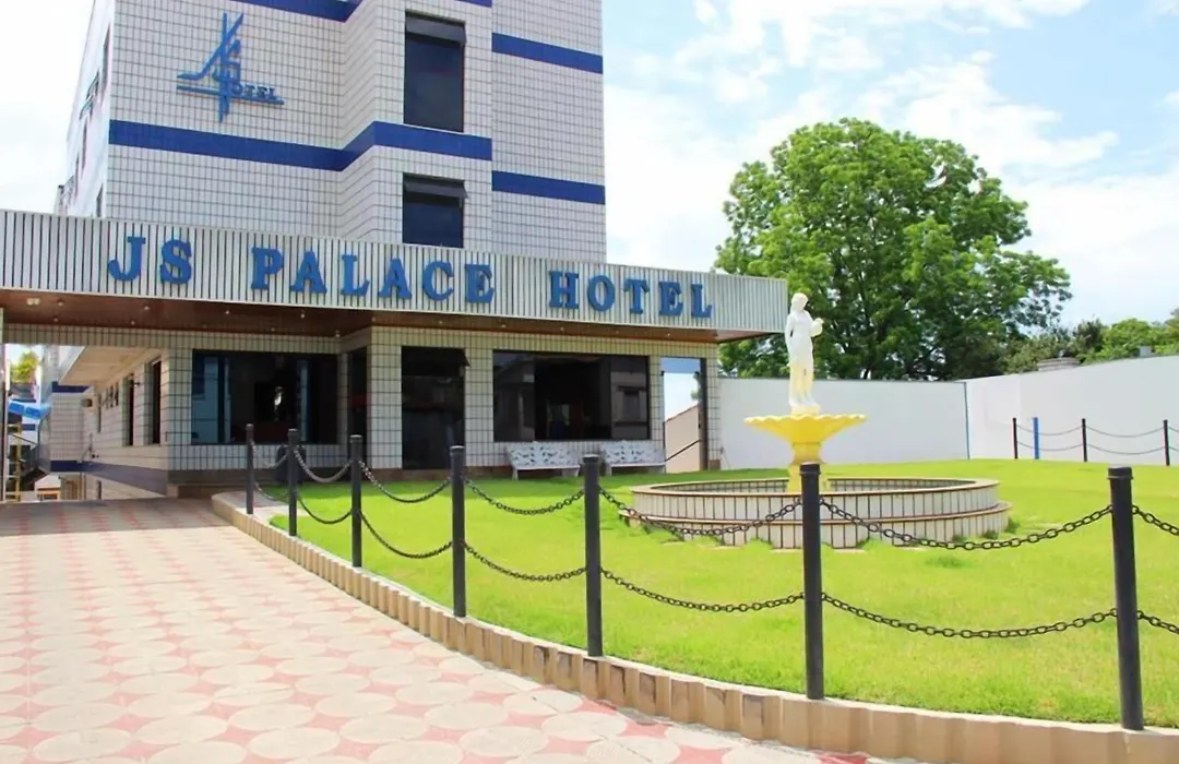 Js Palace Hotel-1
