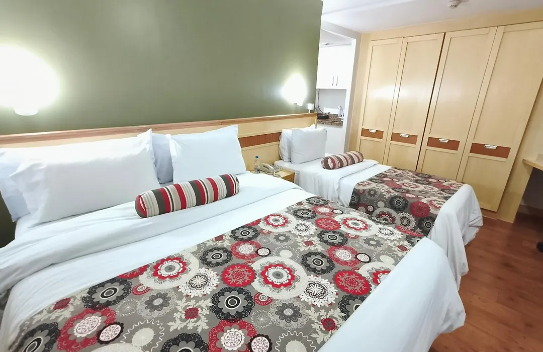 RARIDADE!!! - Flat de Alto Padrão - Preço Imbatível - Cama King Size - Muitos Eletrodomésticos - Limpeza Diária Gratuita-1