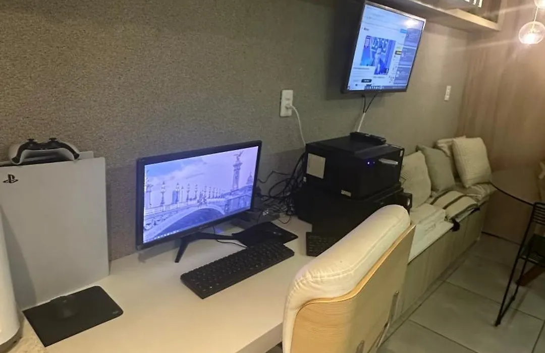 Flat em Hotel de Luxo beira mar da grife Ritz suítes com vista ampla para todo o mar da cruz das almas, jatiúca e ponta verde, com toda estrutura de um hotel lindo e arrojado, academia, piscina e muito mais, venha viver essa experiência incrível!-1