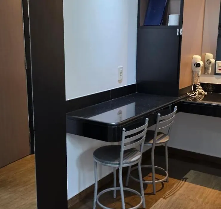 Platinum Hotel-1