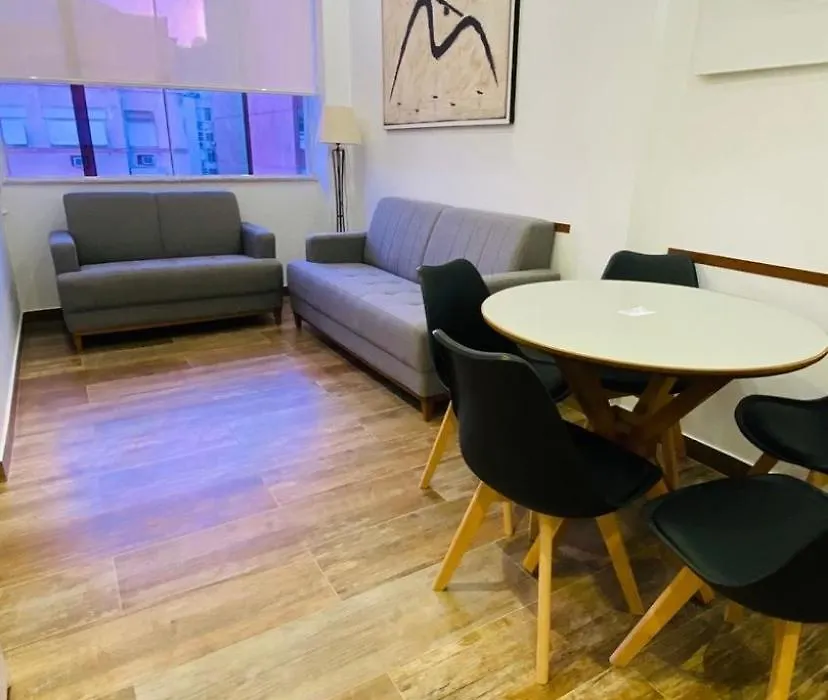 Apartamento Xavier Da Silveira 40-1