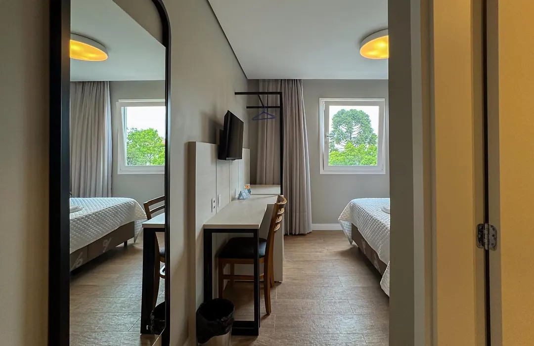 Hotel Emacite Flex-1