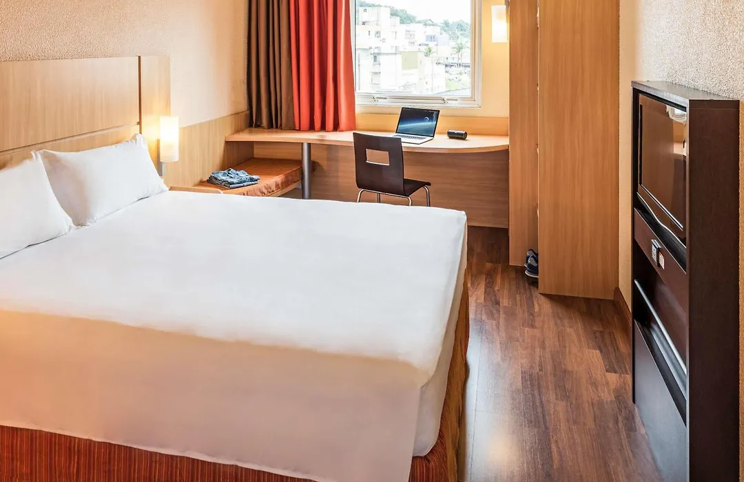 Ibis Blumenau-1