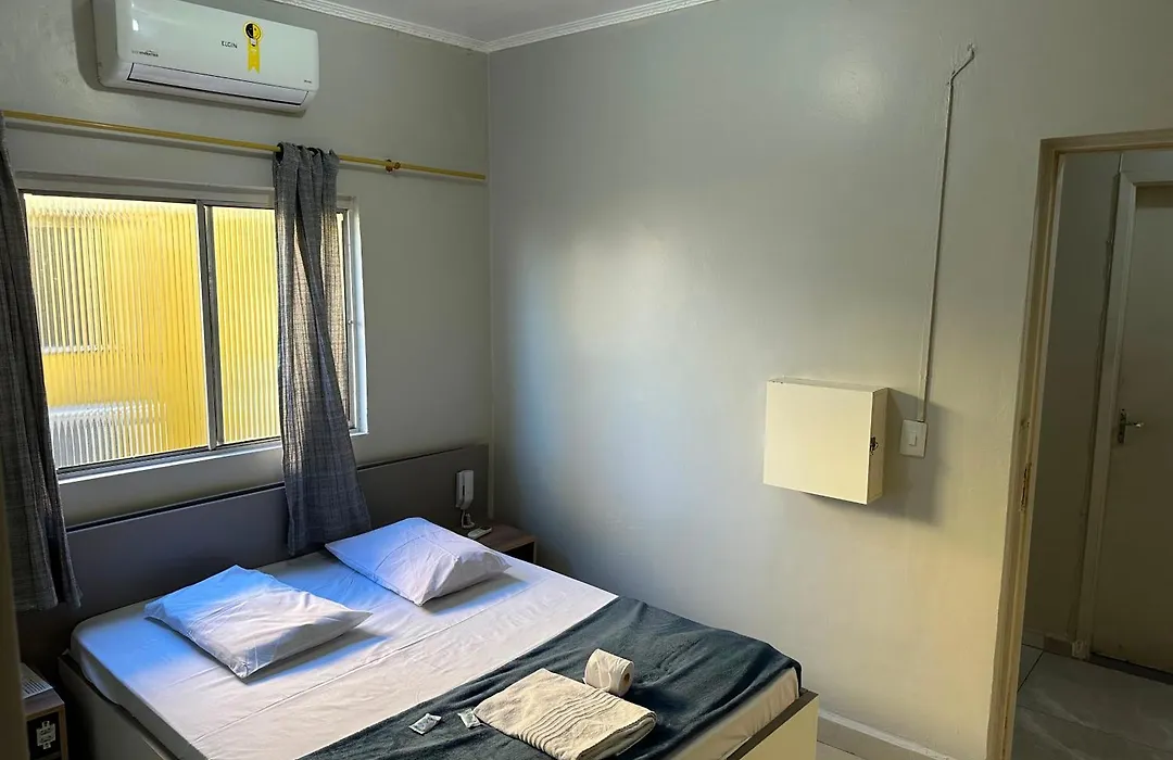 Hotel skala, com estaciomento próprio no local-1