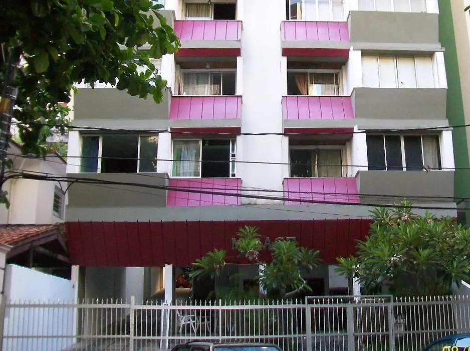 Apartamento Edificio Mirage-1