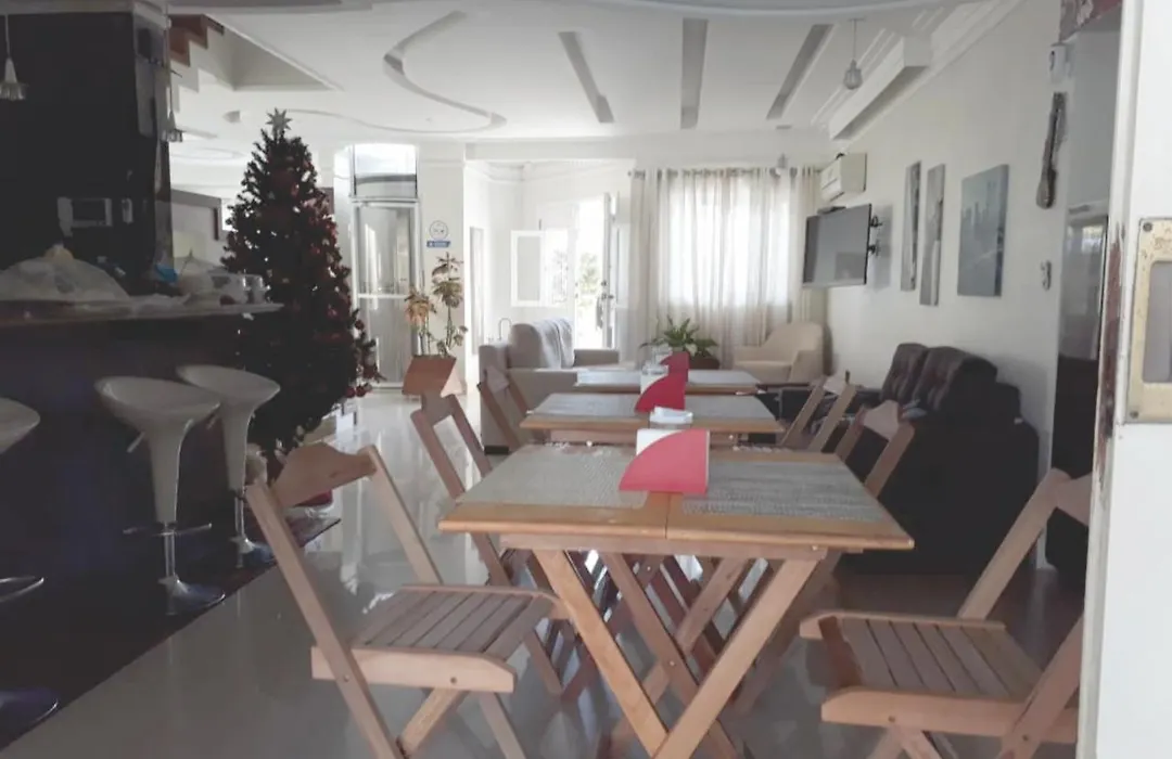 Sam'S Home-1