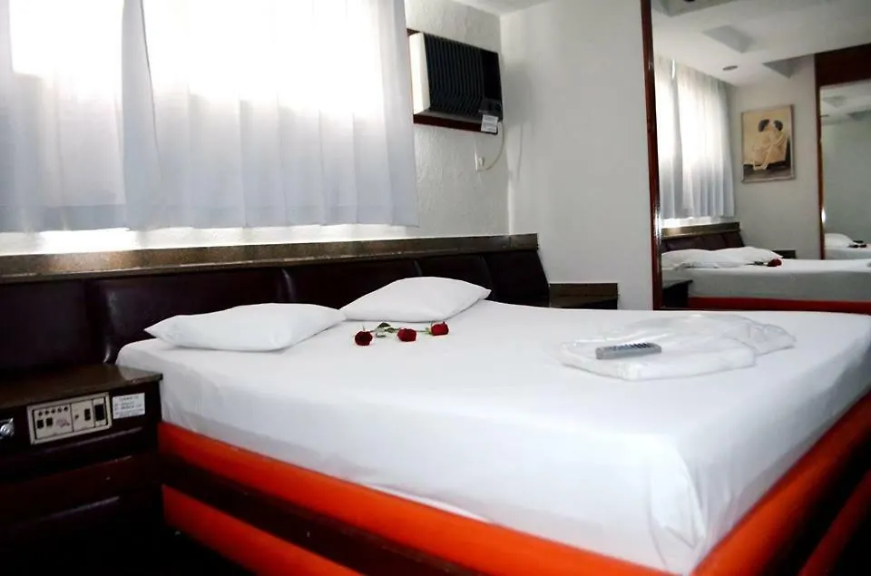 Motel & Hotel Free Love Jf-1