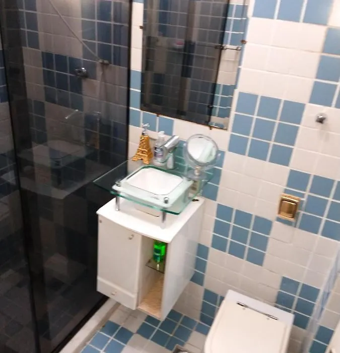 Apartamento Com Varanda Em Copacabana-1