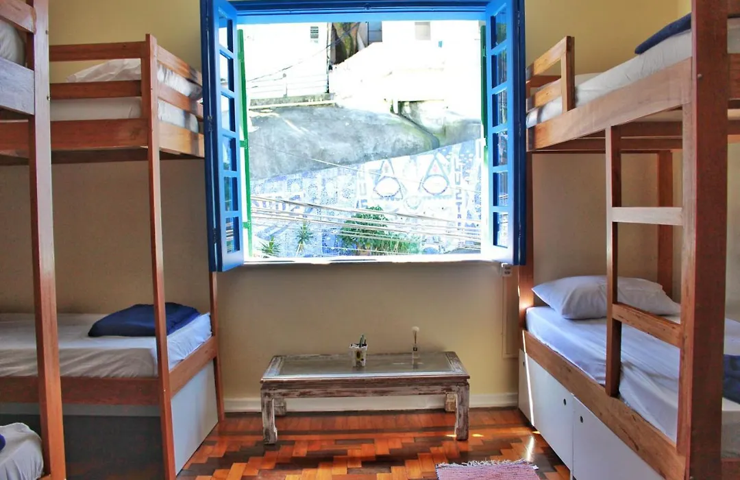 Hostel Maresias Do Leme-1