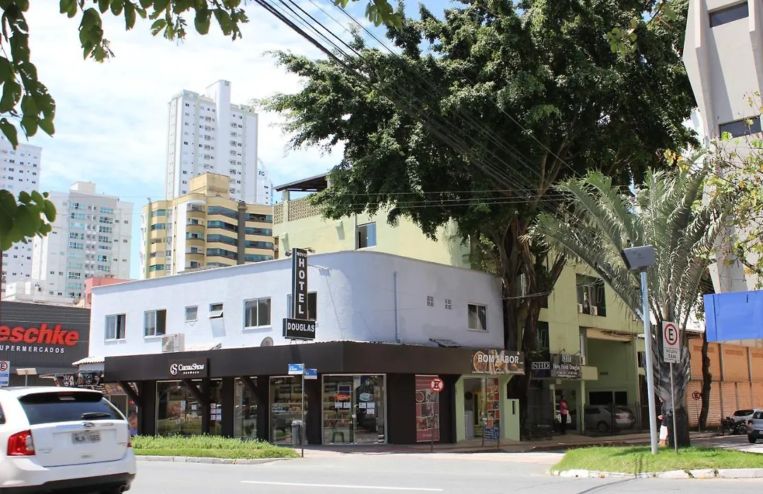 Novo Hotel Douglas-1