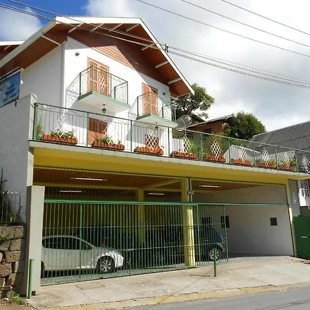 Pousada Recanto Monte Suico-3