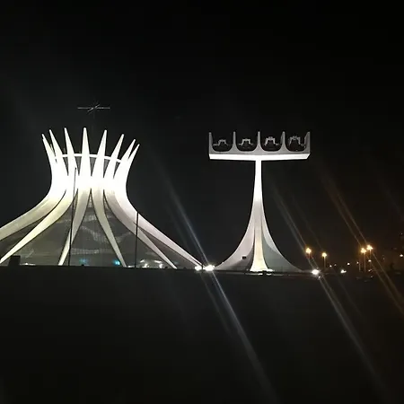 Flat - Esplanada Dos Ministerios - Centro De Brasilia-3