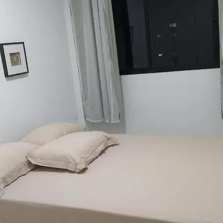Apartamento de luxo no coração da ponta verde-3