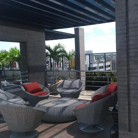 Apartamento de luxo no coração da ponta verde-2