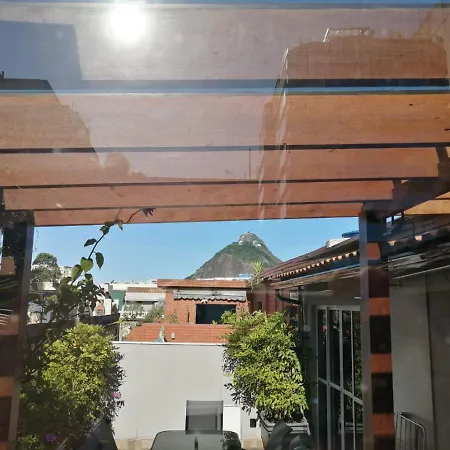Rio Nomad Guest House-2