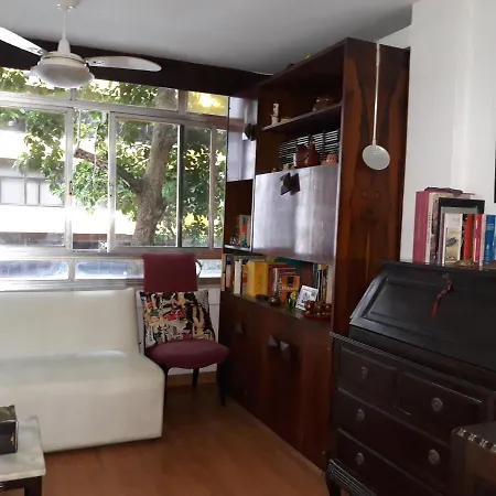 Apartamento Top Em Copacabana Na Quadra Da Praia! Sol, Praia E Muito Conforto!-3