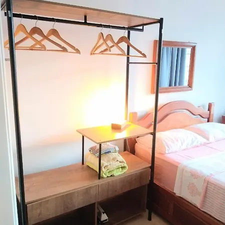 Casa Amiga Br-2