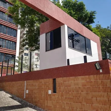 Flat Luxo Bem Localizado No Bairro Da Barra Salvador-3