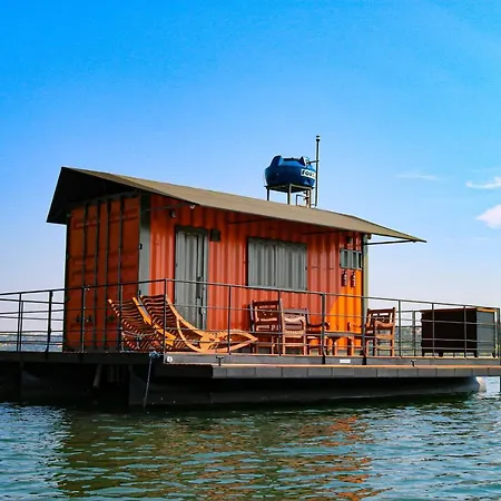House Boat "Faroeste Caboclo"-2