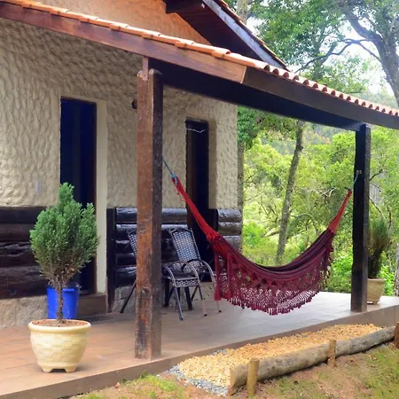 Pousada Paraiso Das Araucarias Suite Casal Aconchegante Vista Do Jardim-3
