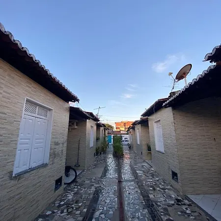 Casa Em Residencial, Mobiliada Para Temporada.-2