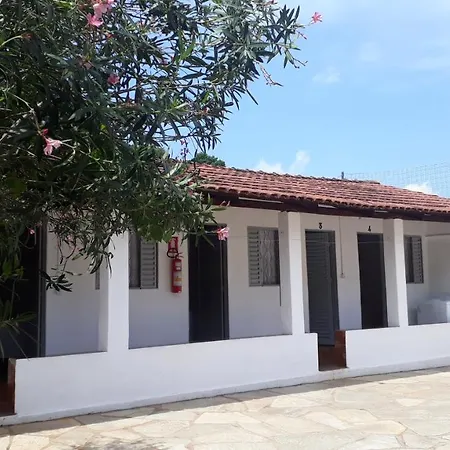 Pousada Recanto Dos Passaros-2