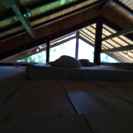 Chales Existe Um Lugar-2