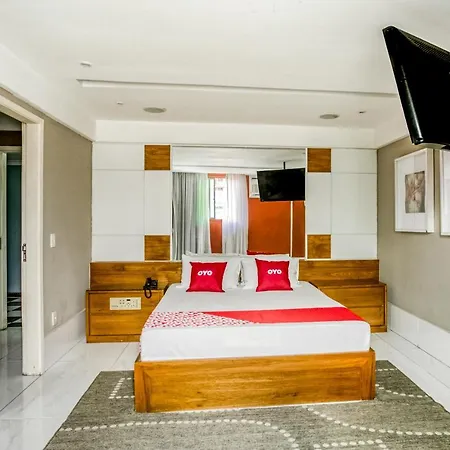 OYO Nobs Hotel, São João de Meriti-2