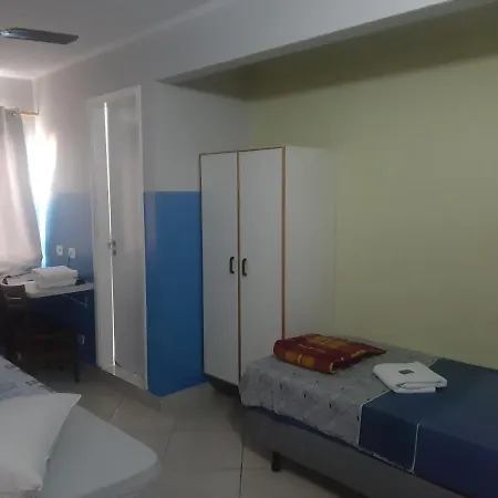 Central Plaza Flat-3