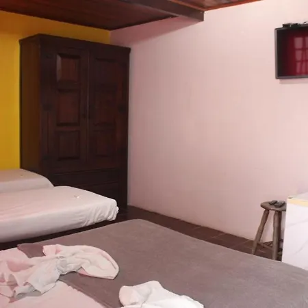 Hotel Da Tartaruga Eireli-3