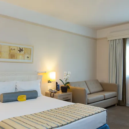 Comfort Suites Londrina-2
