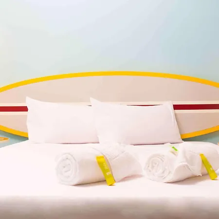 Golden Tulip Guarujá - Antigo Delphin Surf Hotel-2