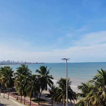 Apto Inteiro Cabo Branco pé na areia-3