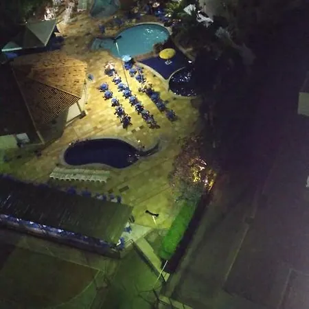 Condomínio Golden Dolphin Resort -quarto no DÉCIMO ANDAR--2