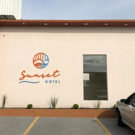 Sunset Hotel-2