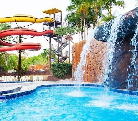 Condomínio Golden Dolphin Resort -quarto no DÉCIMO ANDAR--3