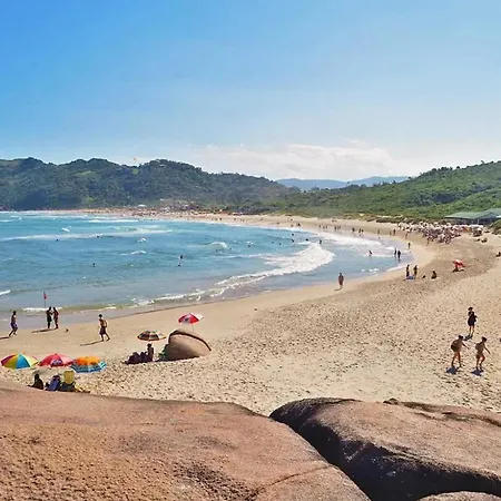 Pousada Na Lagoa Da Conceicao Barcelos-2