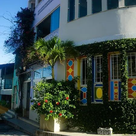 Pousada E Hostel Chez Marianne-2