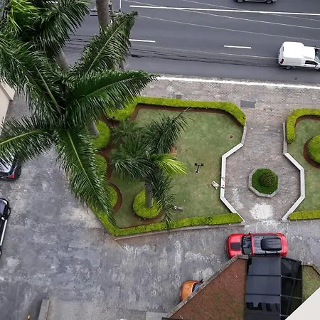 Flat com Sacada - Região Ibirapuera próximo vários Hospitais e UNIFESP-2