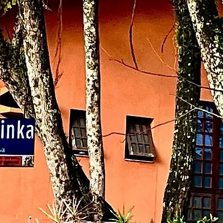 A Casa Que Hospeda-3