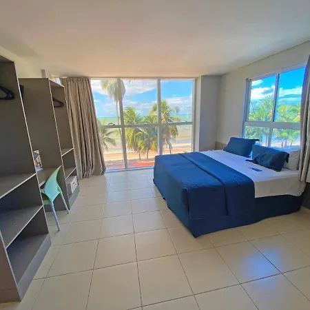 Flat Beira Mar do Cabo Branco Quarto com linda vista para o mar-3