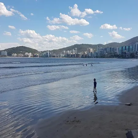 Hospedagem 20m da praia.-3