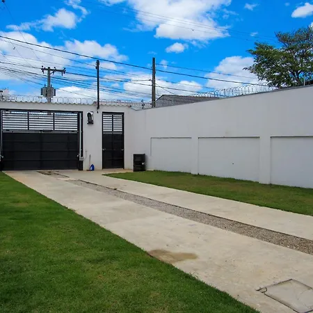 Linda Casa C Wifi, Piscina E Lazer Em Sorocaba Sp-2