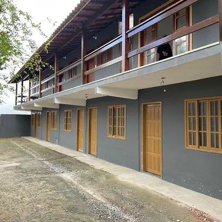 Quitinete família padrão-3