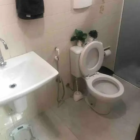 Linda Casa Com Estacionamento-3