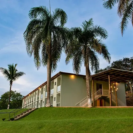 Hotel Fazenda Vale da Cachoeira-2