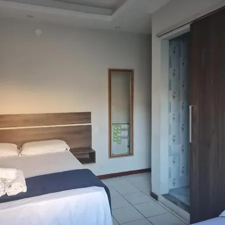 Suites Caravelas-2