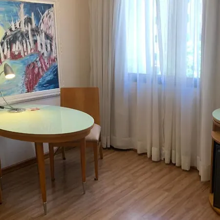 Flat Slav Moema-2